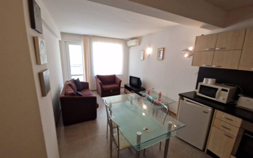 Sunny beach hills, 1-bedroomed apartment